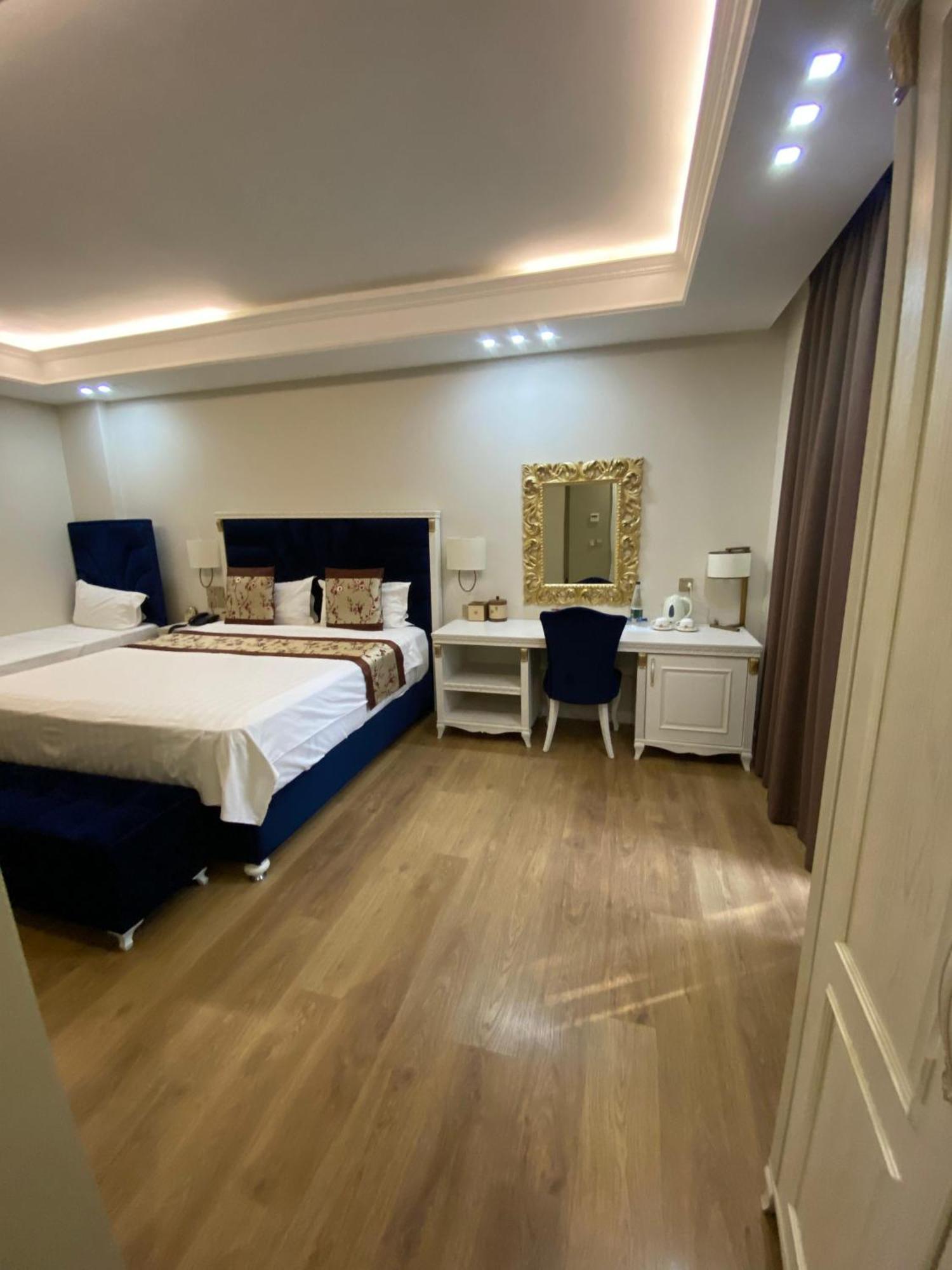 Hotel Brais Durrës Exteriör bild